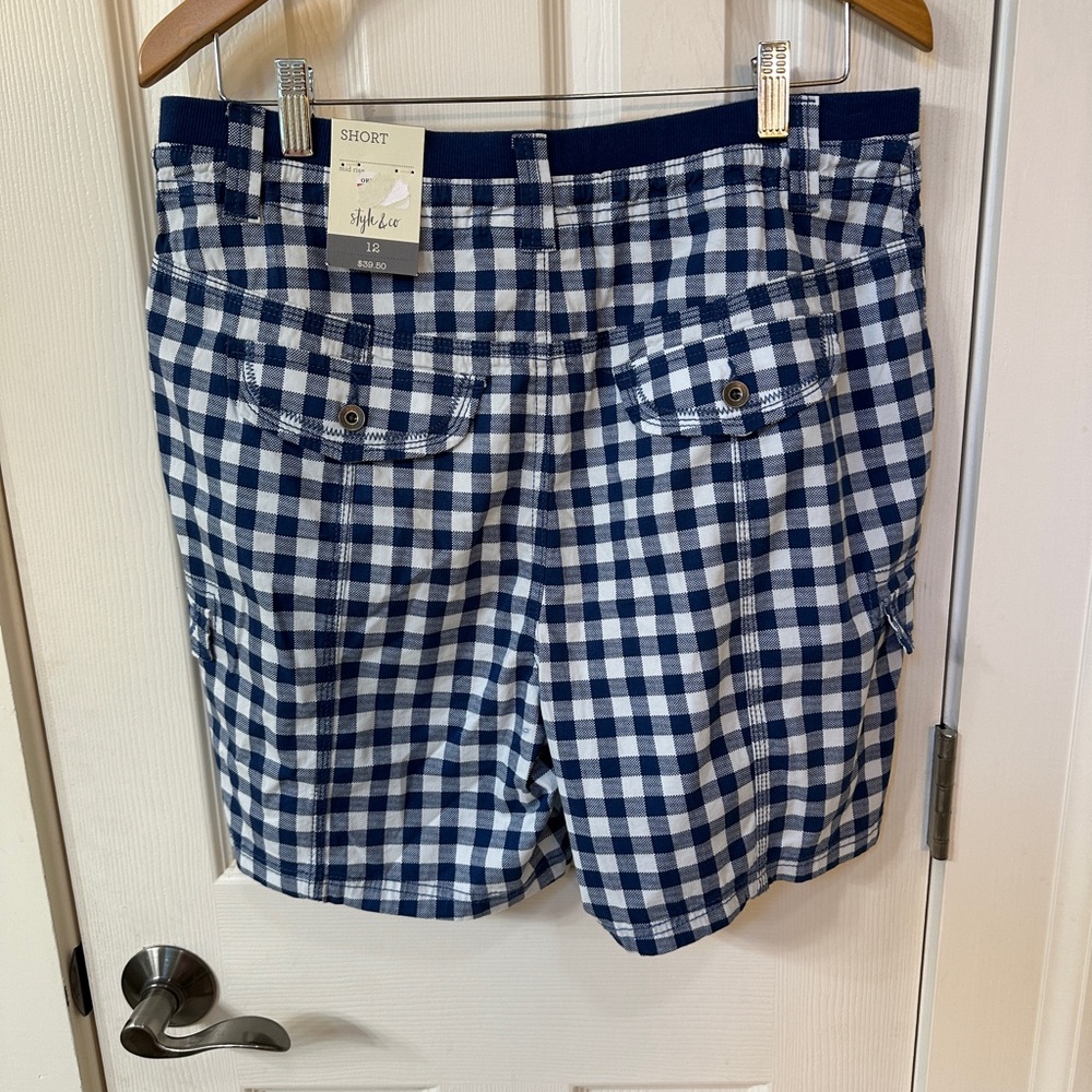 NWT Style & Co. ladies mid-rise zig zag short size 12 New! - Picture 3 of 3